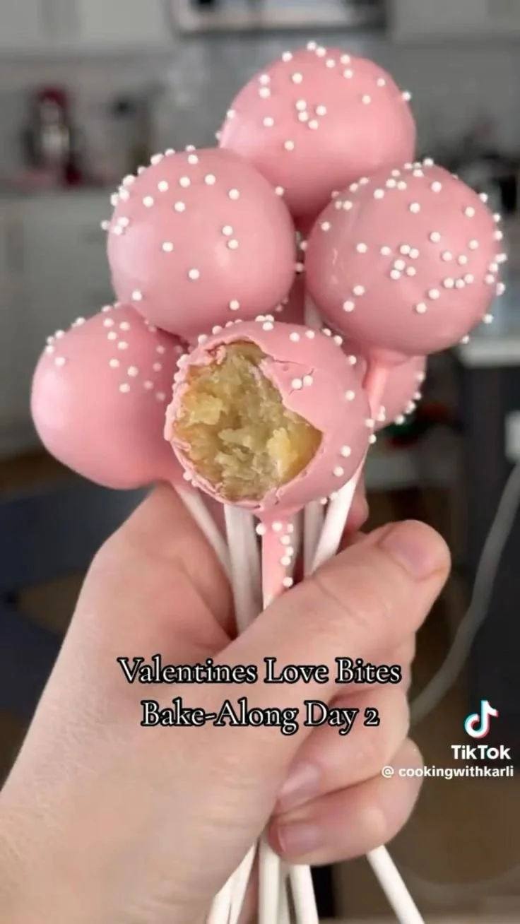 Pin by Stephanie Neff on Mmm, mhmm. | Easy cake pop recipe, Fun baking recipes, Easy snack recipes